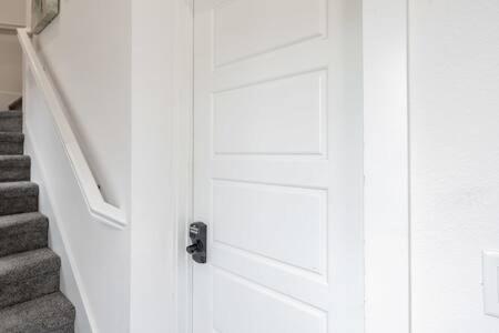The Warhol - Pet-Friendly Apartment Bentonville Exterior foto