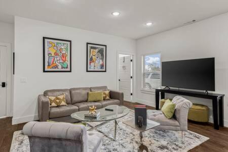 The Warhol - Pet-Friendly Apartment Bentonville Exterior foto